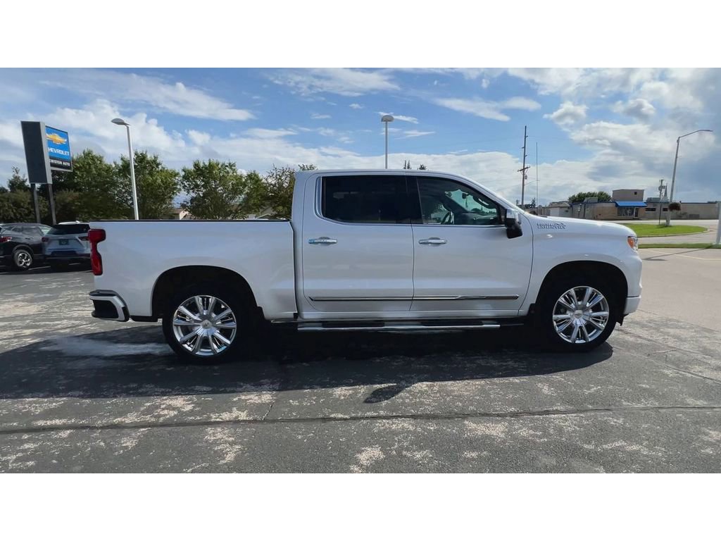 Certified 2022 Chevrolet Silverado 1500 High Country w/ High Country Premium Package image 9