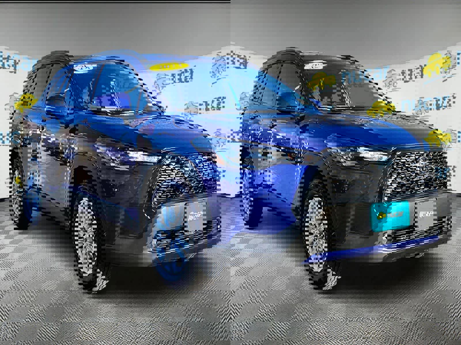 Used 2023 Toyota Corolla Cross LE image 1