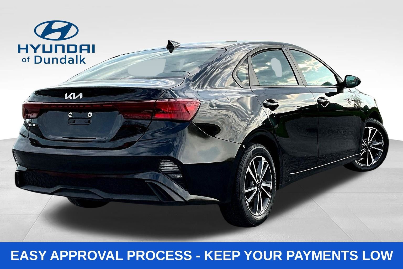 Used 2022 Kia Forte LXS image 8