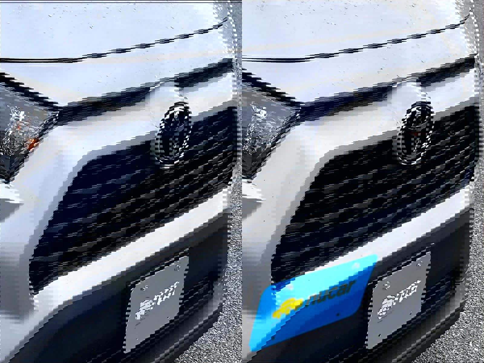 Used 2022 Toyota RAV4 LE image 32