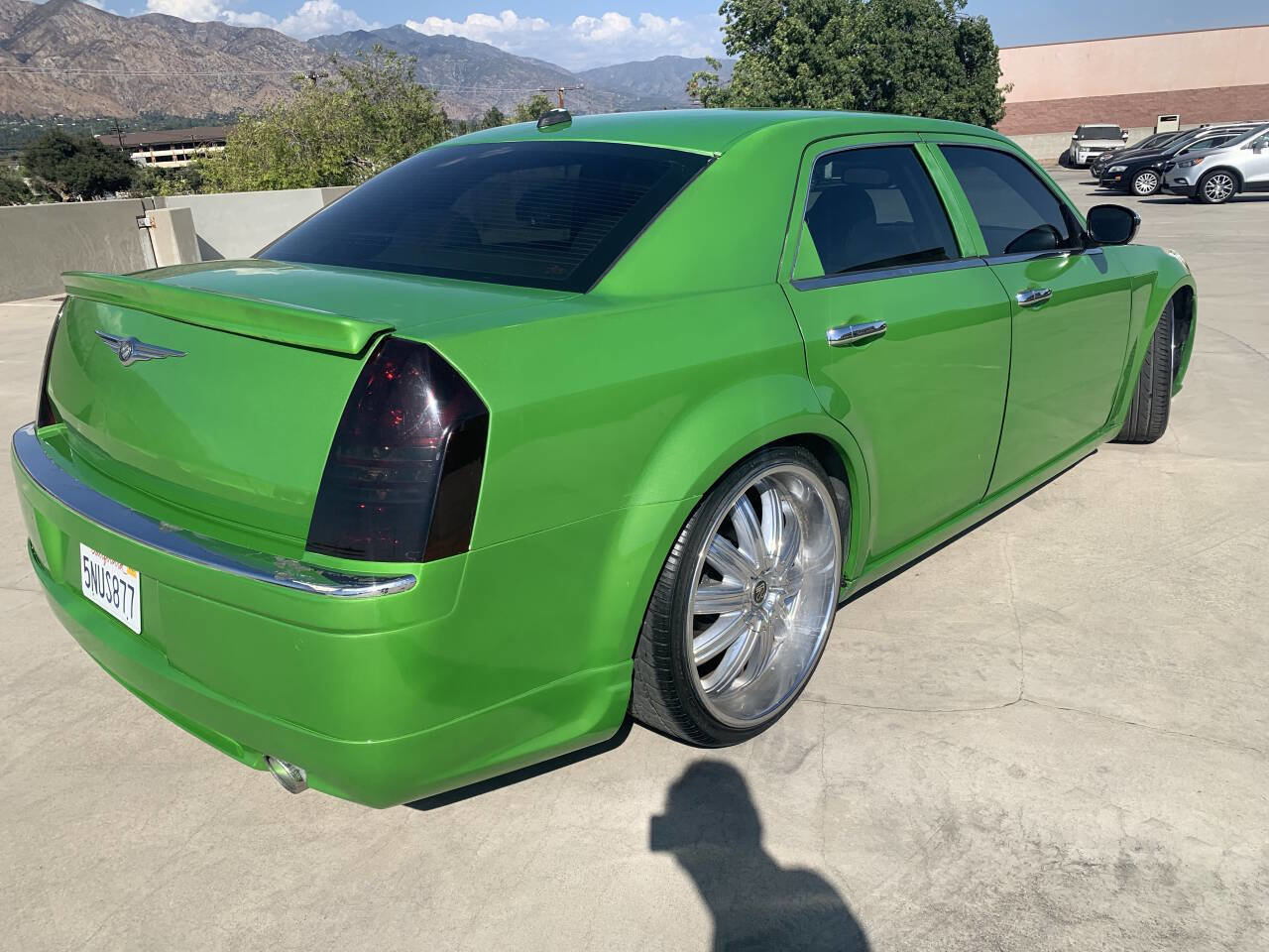 Used 2005 Chrysler 300 C image 9