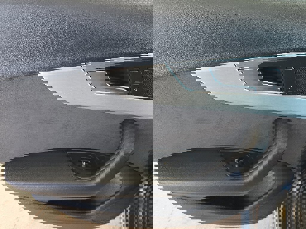 Used 2019 Audi S4 Premium w/ Convenience Package image 16