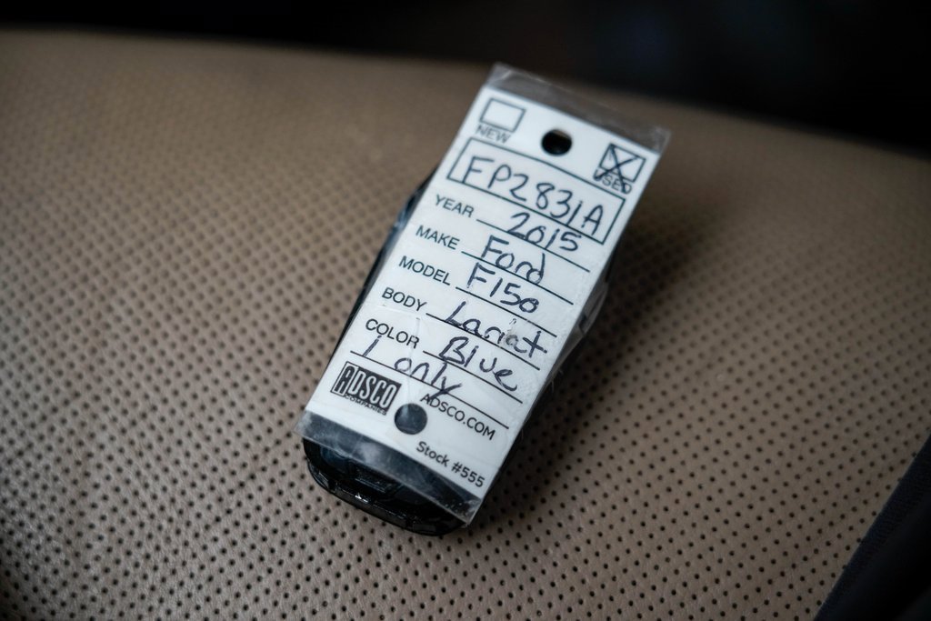 Used 2015 Ford F150 Lariat w/ Equipment Group 502A Luxury image 35