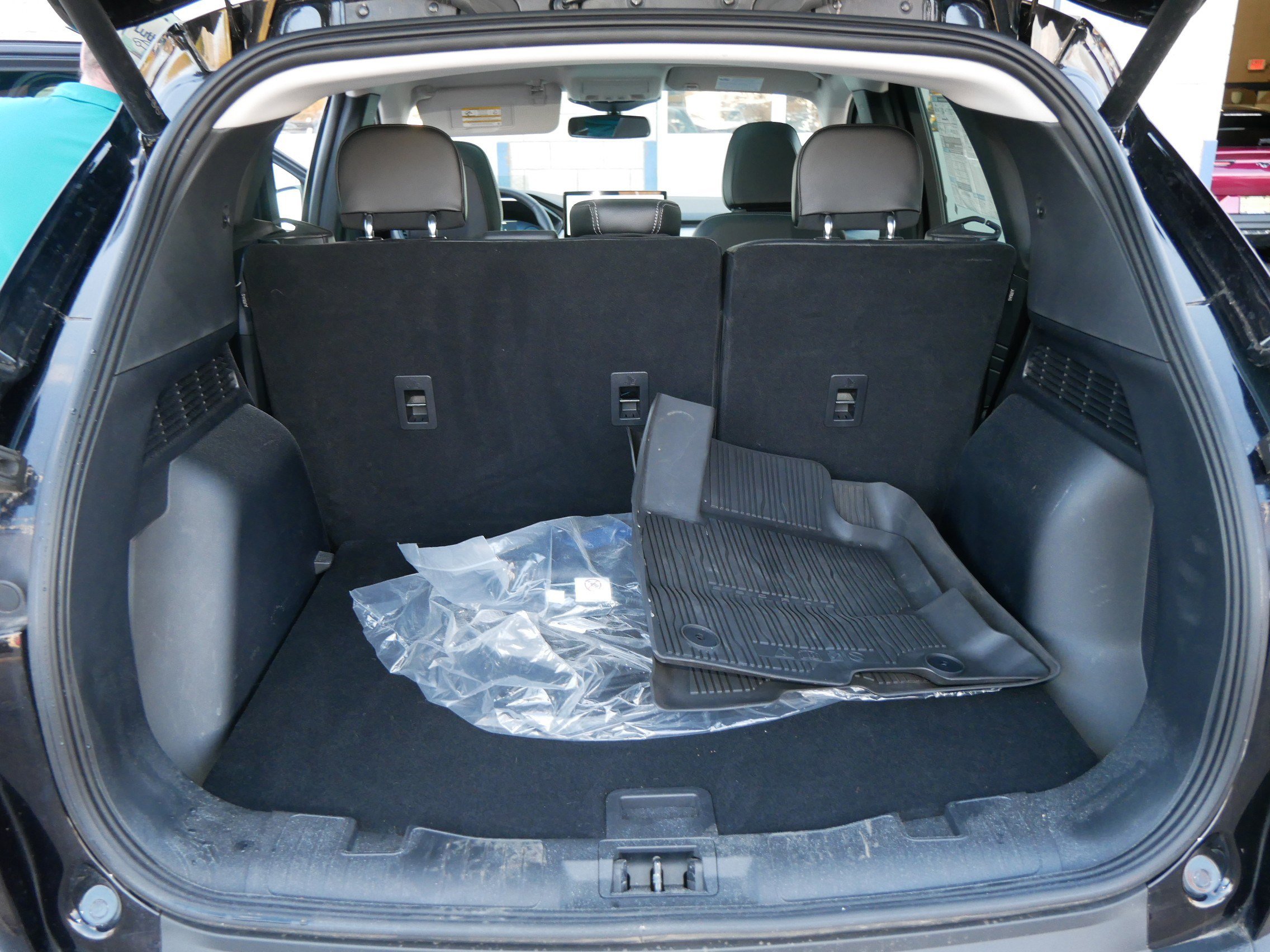Used 2025 Ford Escape SE w/ PHEV Premium Package FWD image 18
