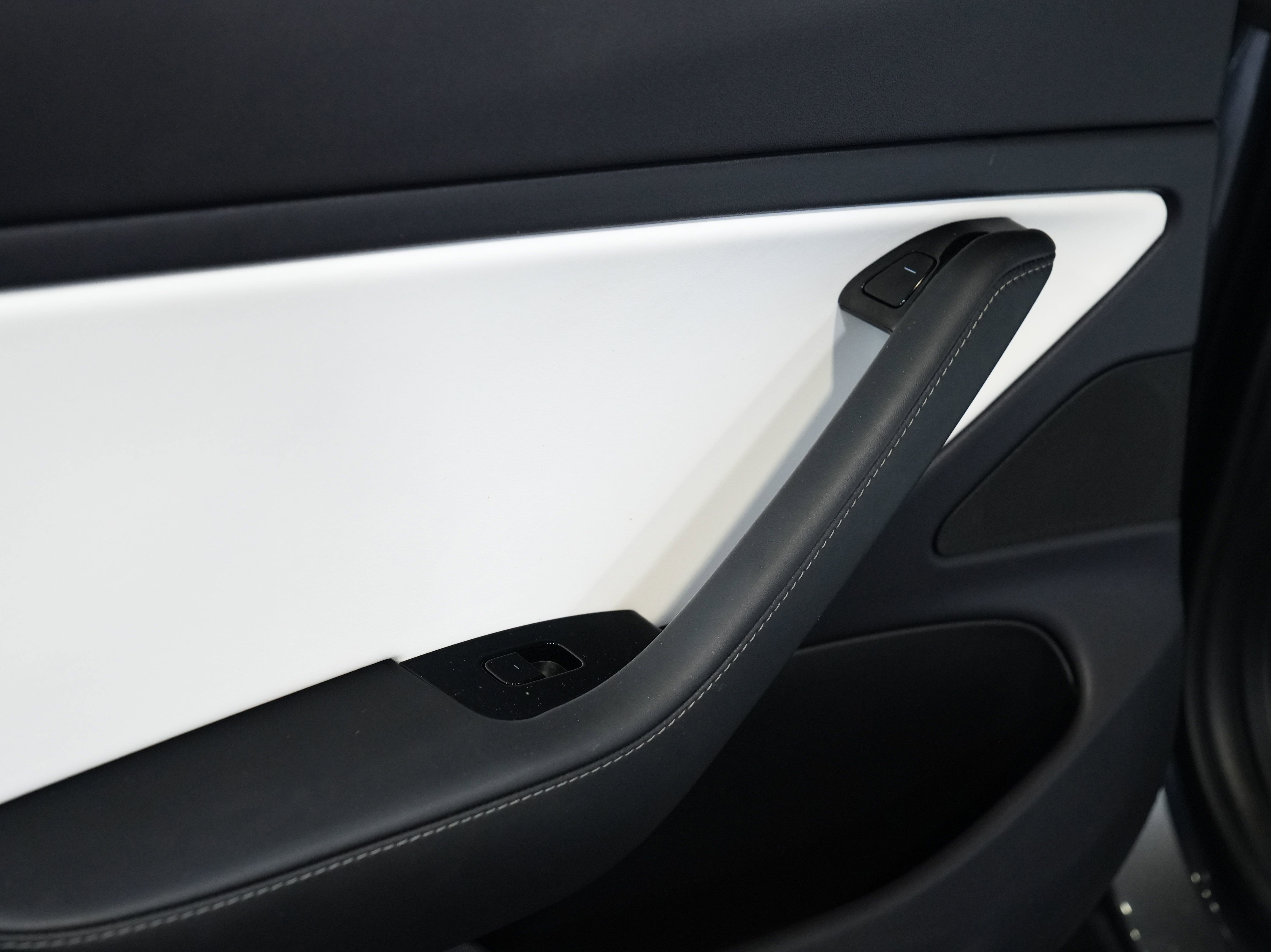 Used 2019 Tesla Model 3 Performance image 25