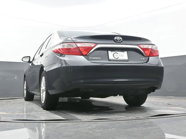 Used 2016 Toyota Camry LE image 56