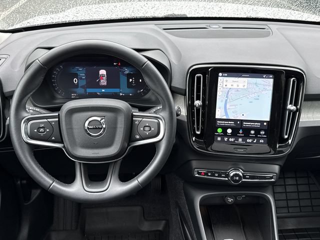Used 2026 Volvo XC40 B5 Plus AWD/4WD image 26