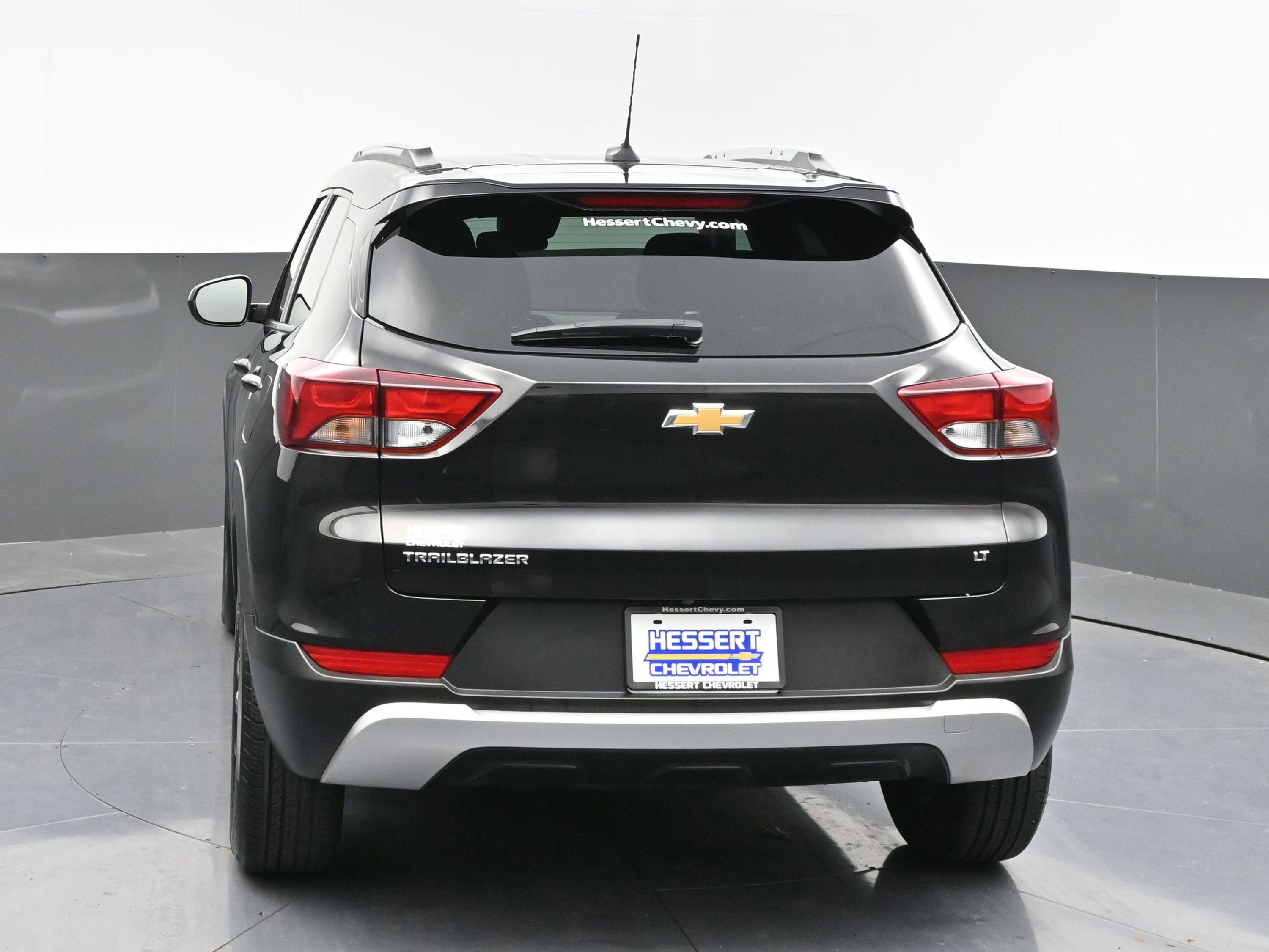 Used 2023 Chevrolet TrailBlazer LT FWD image 6