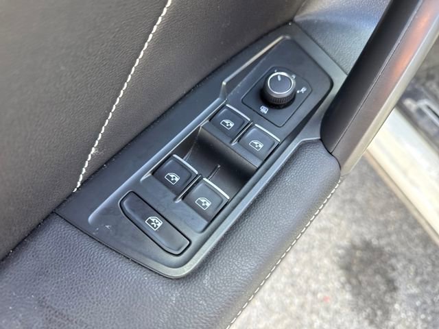 Used 2024 Volkswagen Tiguan SE R-Line image 22