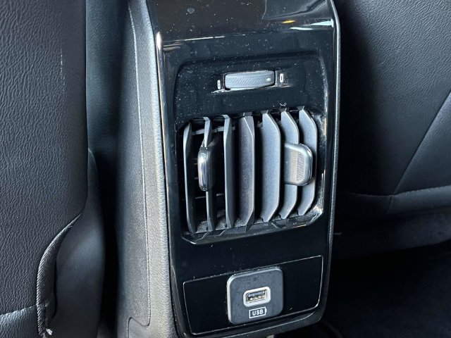Used 2023 Jeep Compass Latitude AWD/4WD image 19