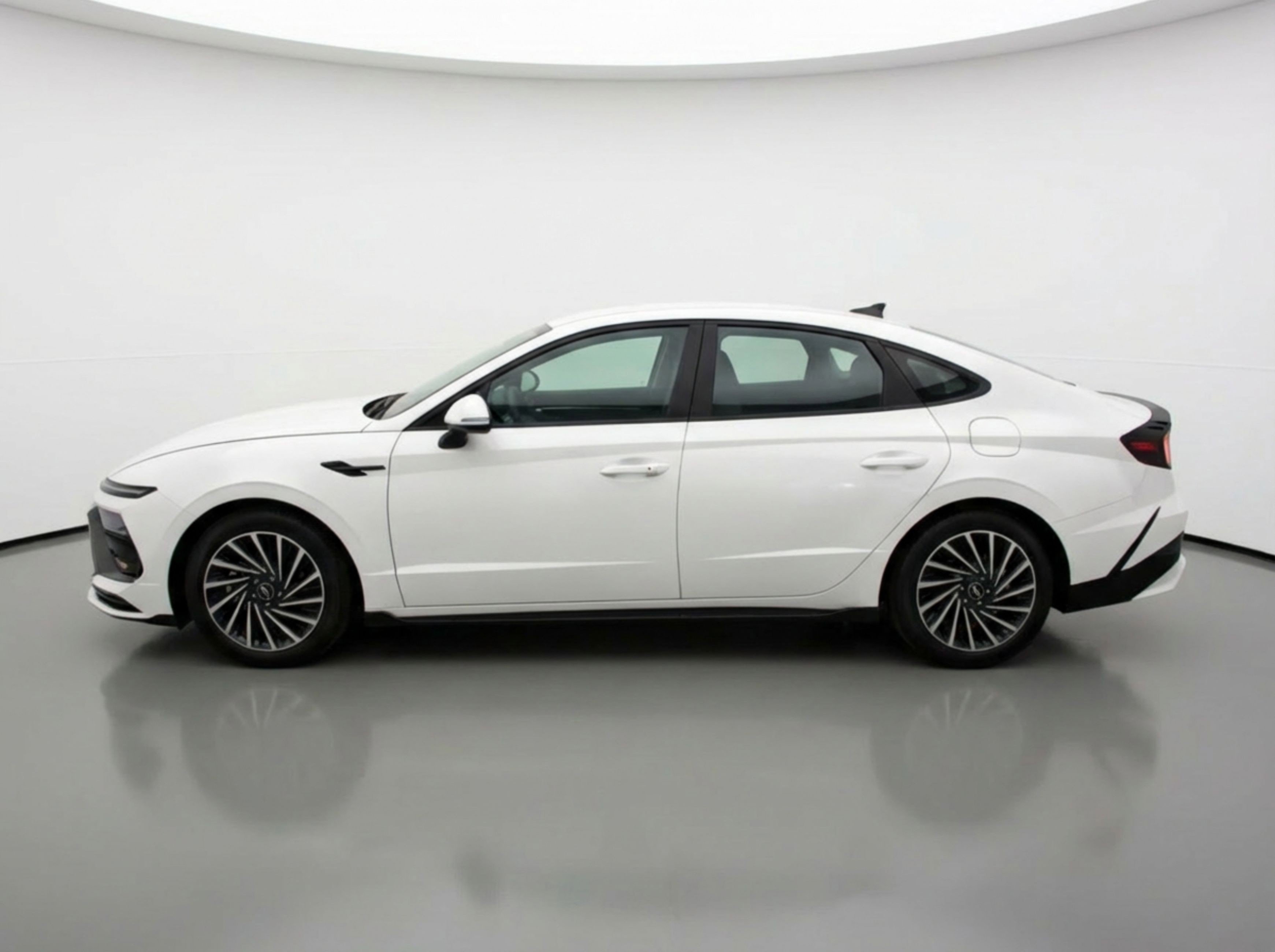 Used 2025 Hyundai Sonata SEL image 5