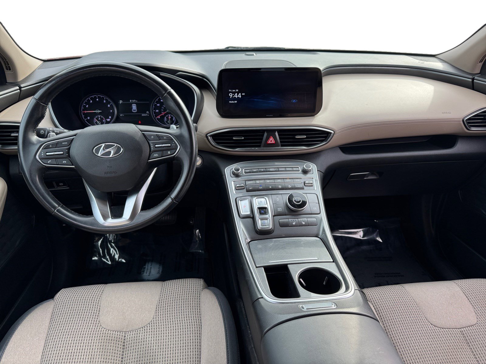 Certified 2023 Hyundai Santa Fe SEL image 10