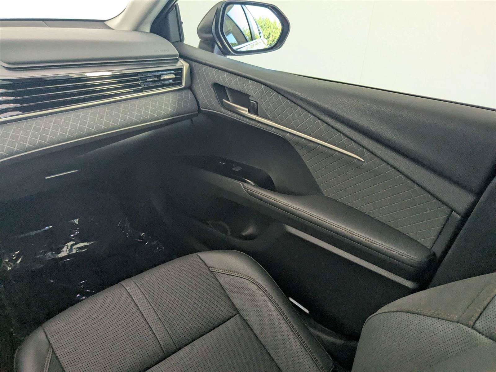 Certified 2026 Toyota Camry XLE FWD image 41