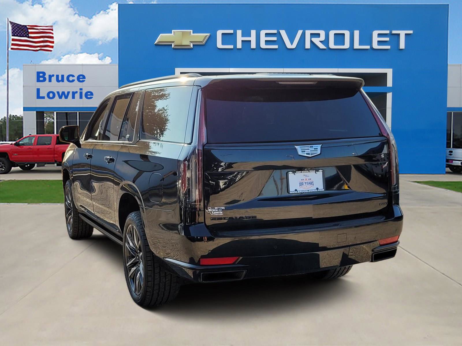 Used 2021 Cadillac Escalade ESV Sport Platinum AWD/4WD image 5