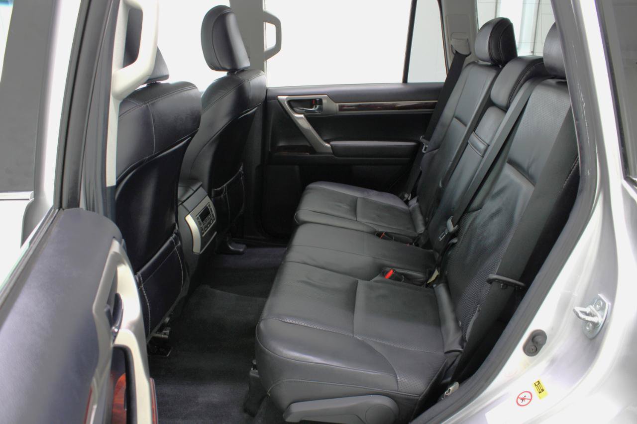 Used 2011 Lexus GX 460 w/ Comfort Plus Pkg AWD/4WD image 37