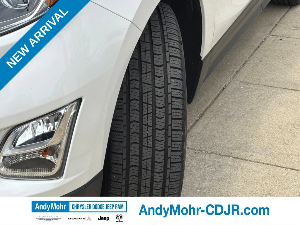 Used 2019 Chevrolet Equinox Premier AWD/4WD image 11