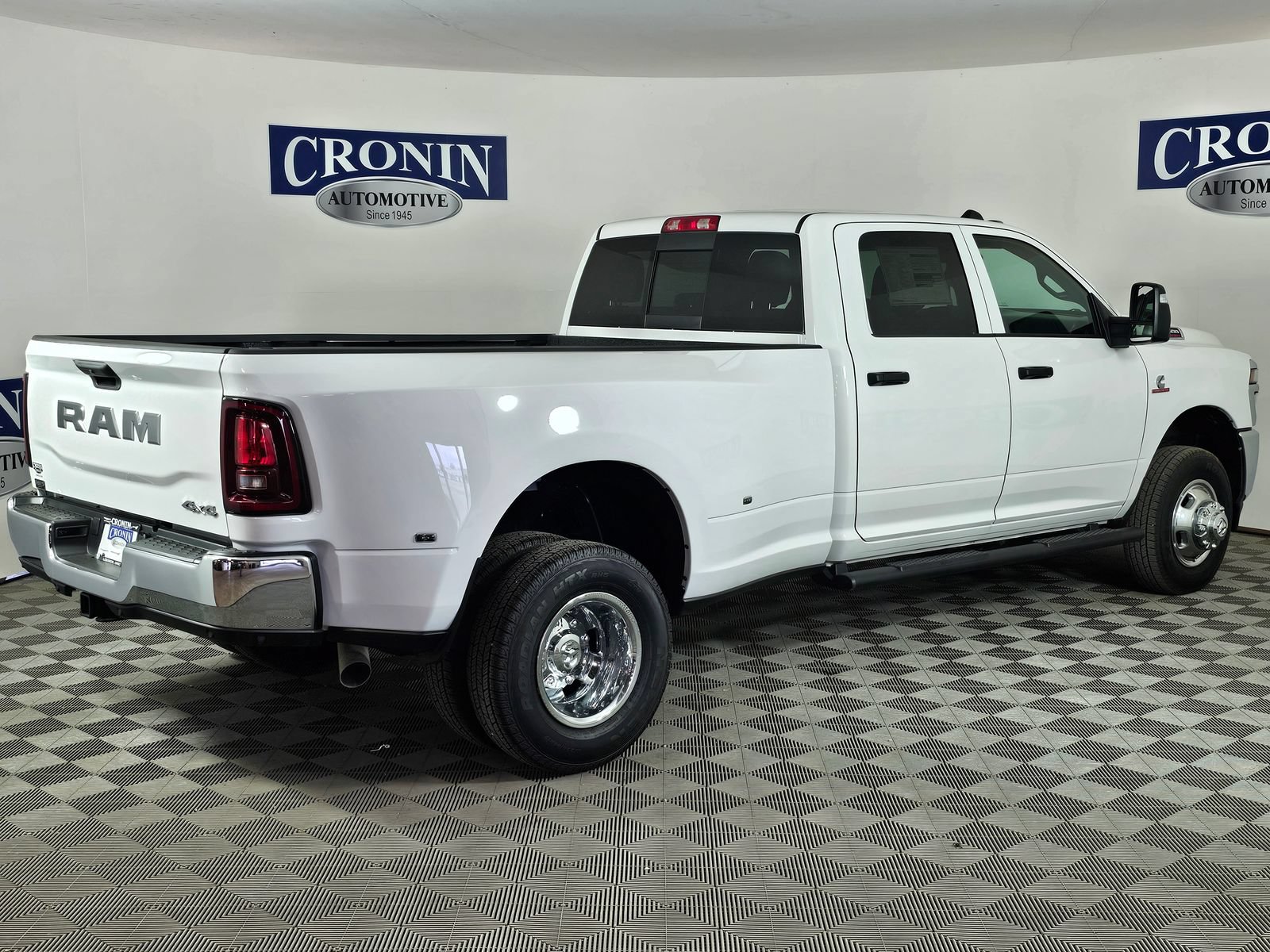 New 2026 RAM 3500 Tradesman AWD/4WD image 5