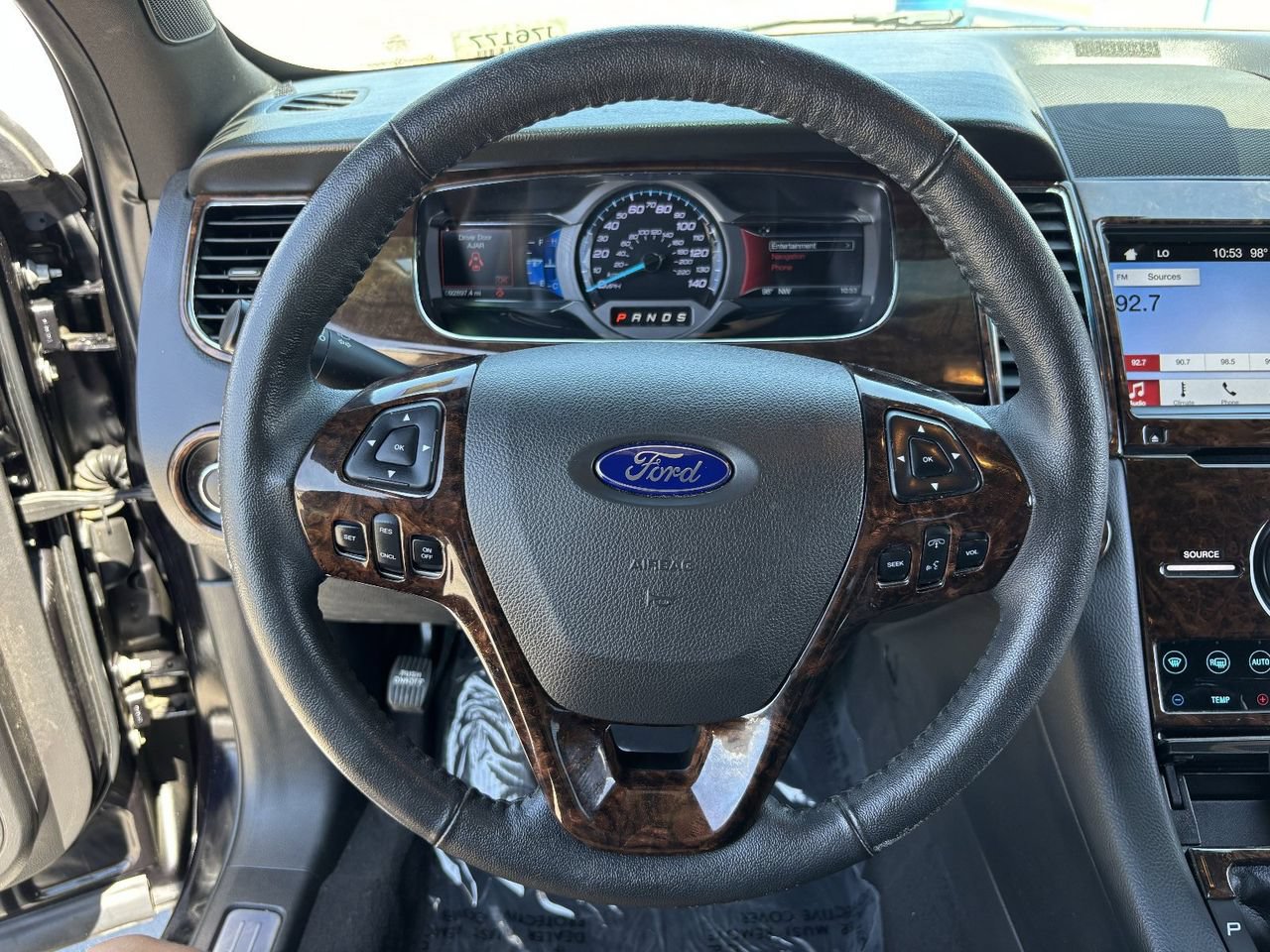 Used 2019 Ford Taurus Limited FWD image 26