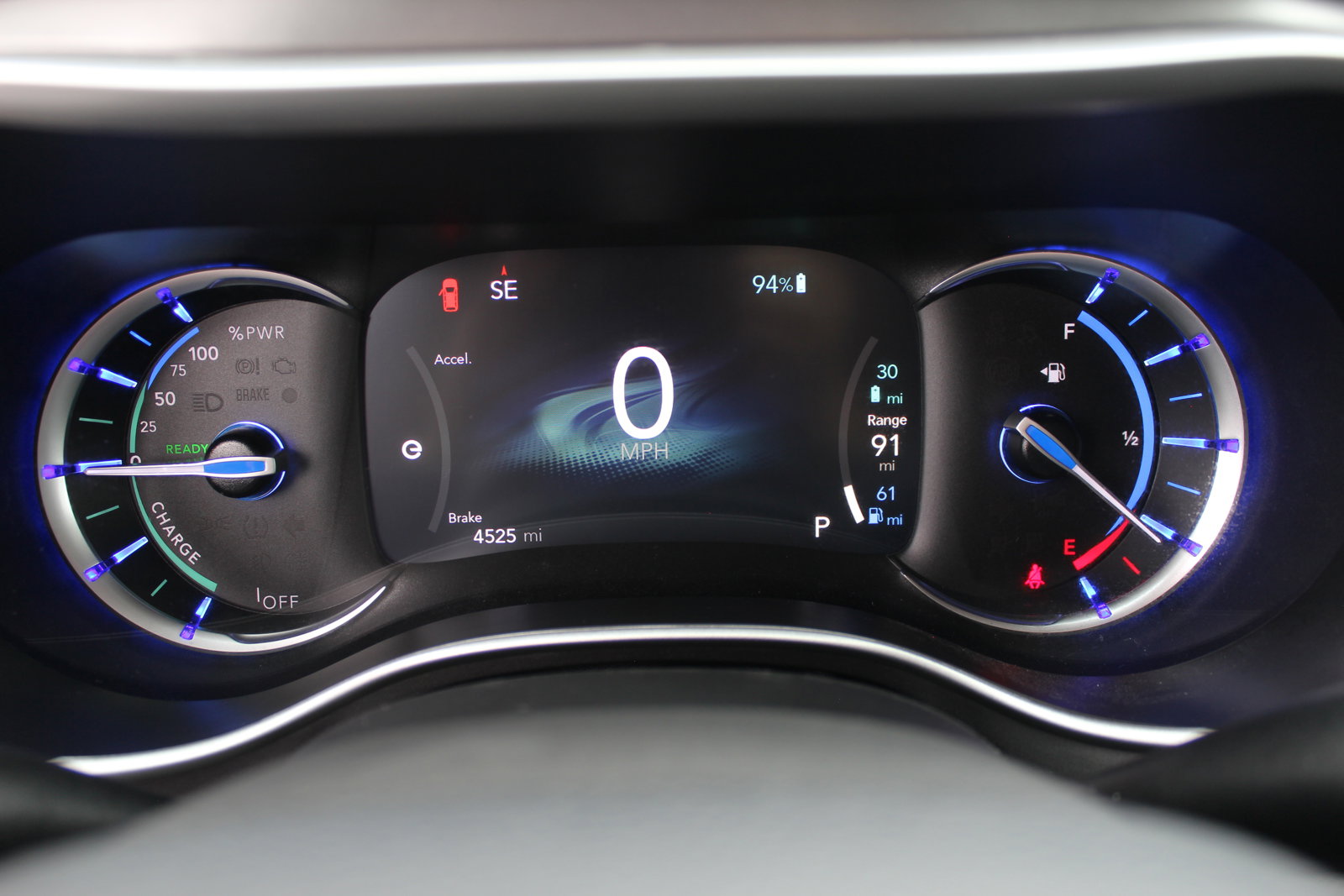 Used 2024 Chrysler Pacifica Select image 31