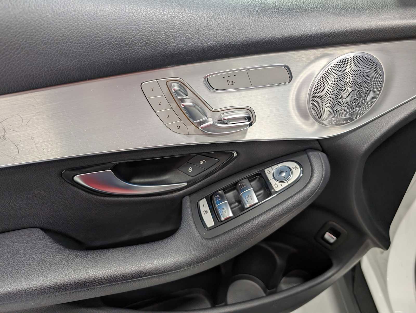 Certified 2019 Mercedes-Benz GLC 300 GLC 300 image 30