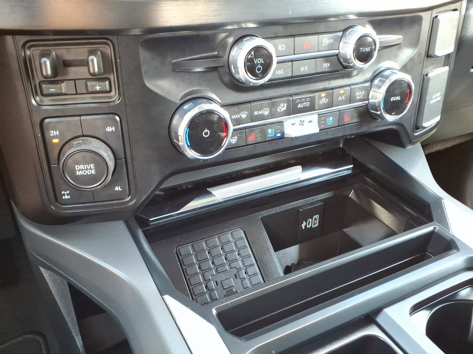 Used 2025 Ford F350 Lariat AWD/4WD image 26
