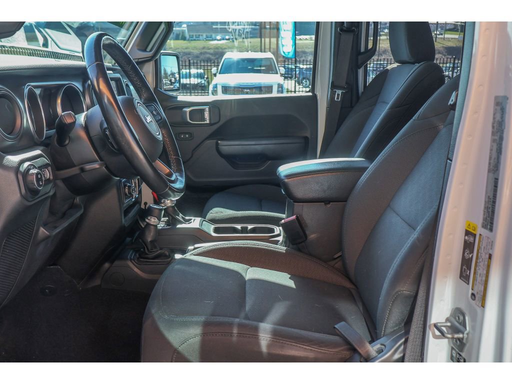 Used 2021 Jeep Gladiator Sport AWD/4WD image 10