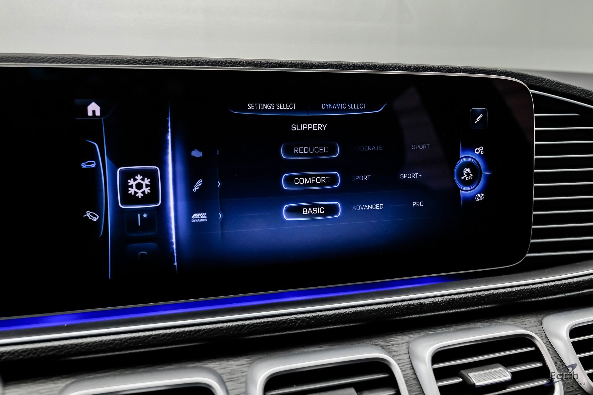 Used 2024 Mercedes-Benz GLE 53 AMG 4MATIC Coupe image 80