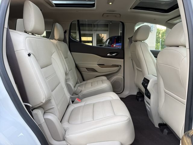 Used 2019 GMC Acadia Denali w/ Technology Package FWD image 18