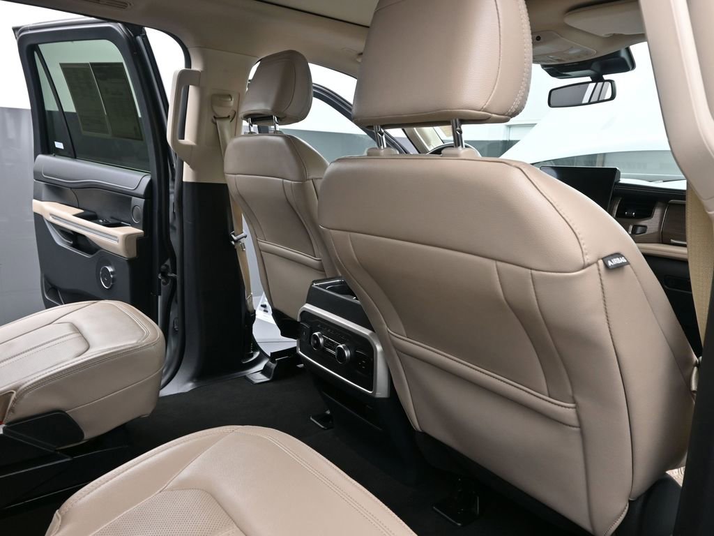 Used 2024 Ford Expedition Max Limited image 14