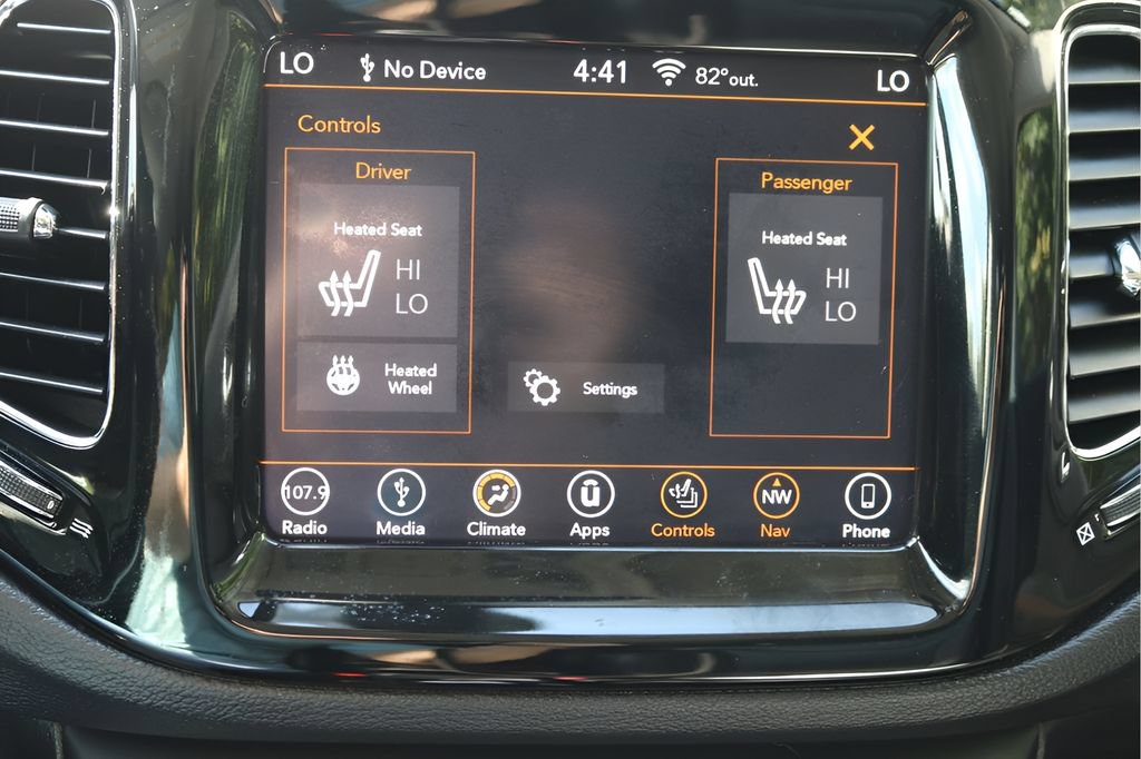Used 2019 Jeep Compass Limited AWD/4WD image 25