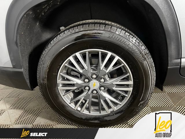 Used 2026 Chevrolet Traverse LT w/ Driver Confidence Package AWD/4WD image 22