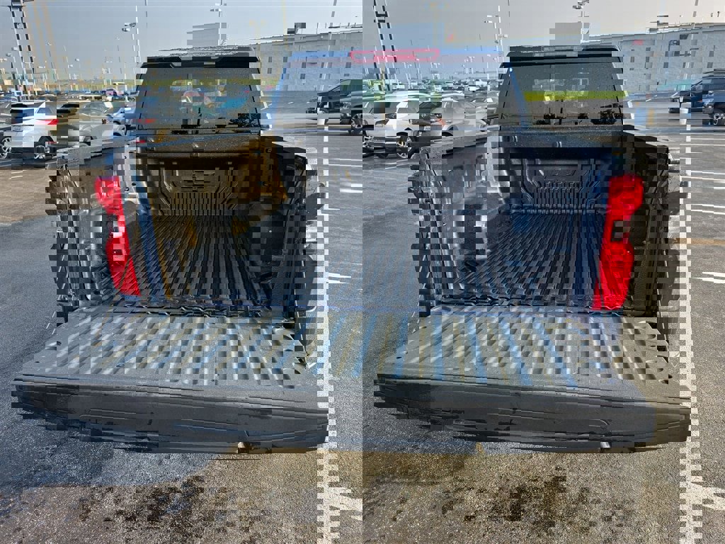 Used 2022 Chevrolet Silverado 1500 LT image 18