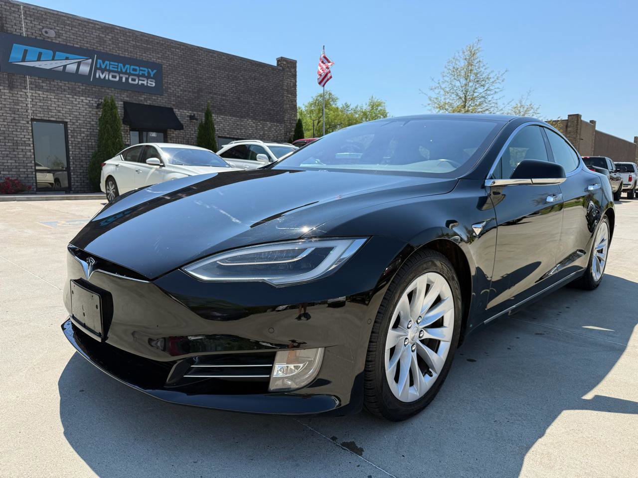 Used 2019 Tesla Model S Long Range image 1