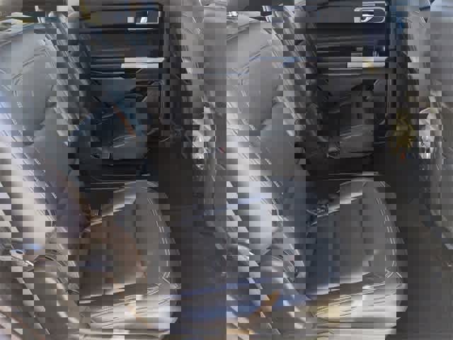 Used 2022 Ford Explorer XLT w/ Equipment Group 202A image 23