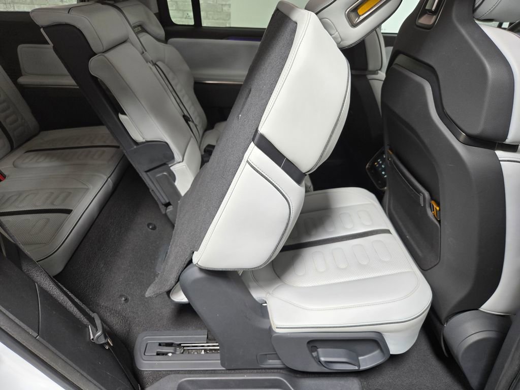 Used 2023 Rivian R1S Launch Edition image 53