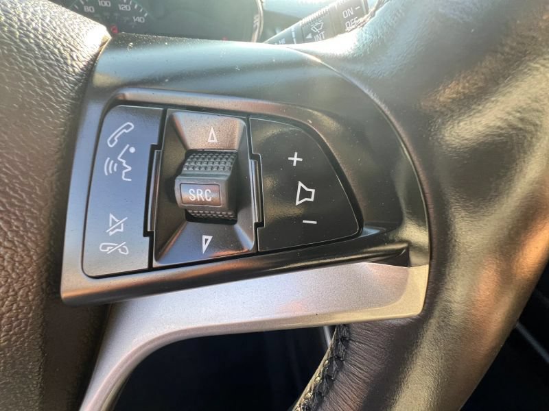 Used 2017 Chevrolet Trax Premier w/ Driver Confidence II Package FWD image 28