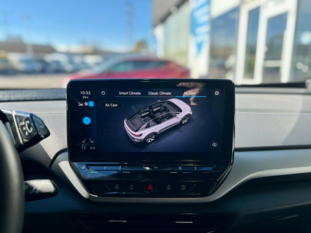 Used 2023 Volkswagen ID.4 Pro image 22