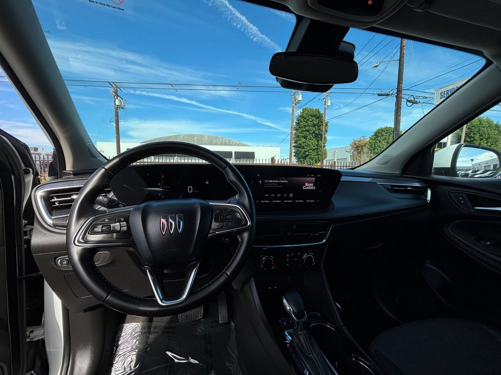 Used 2025 Buick Encore GX Preferred AWD/4WD image 34