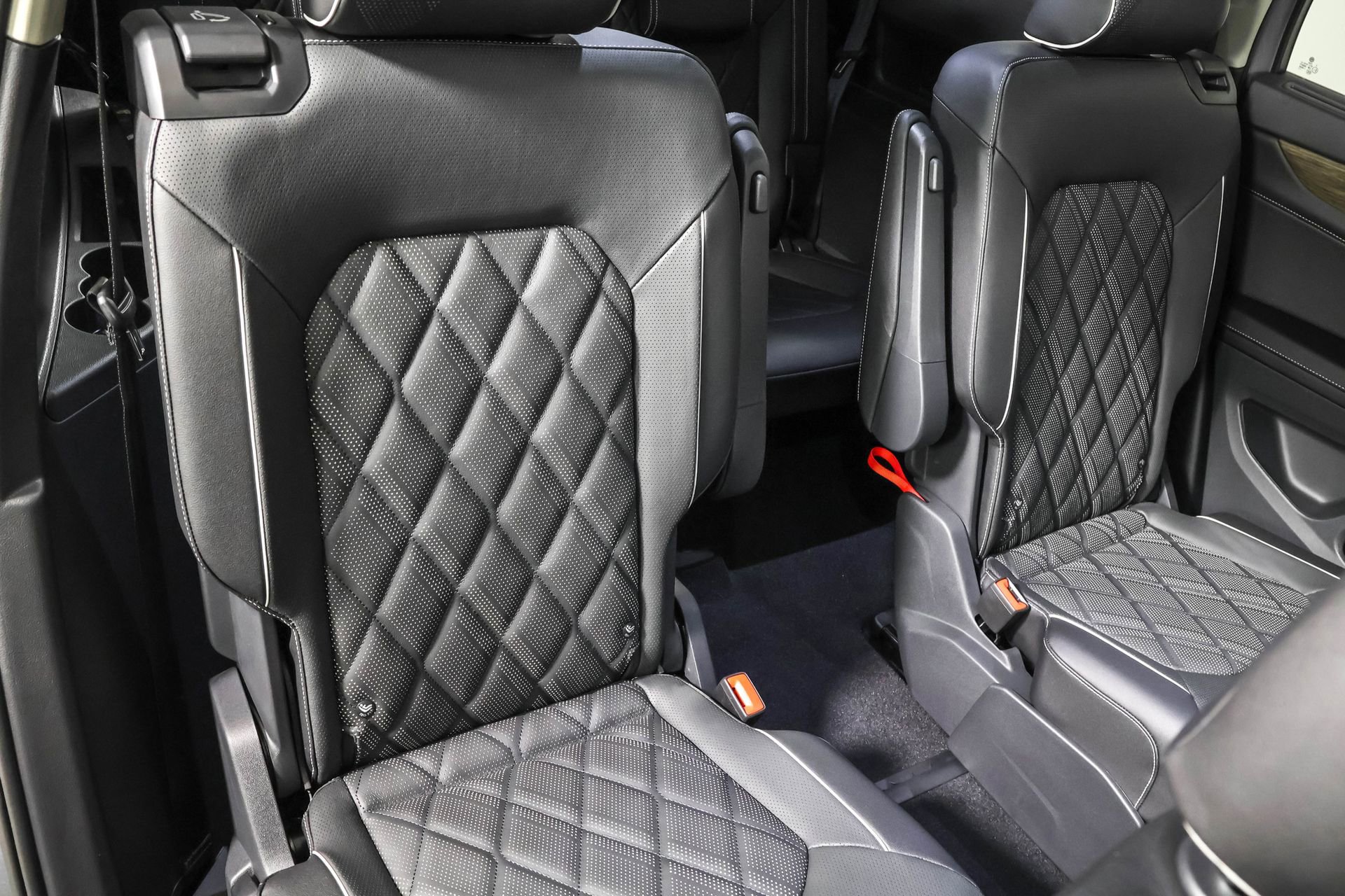 New 2026 Volkswagen Atlas SEL Premium R-Line image 41