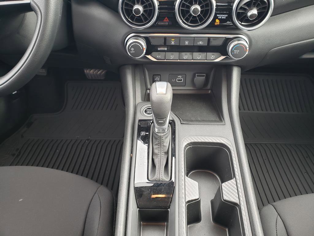 Certified 2025 Nissan Sentra S image 17