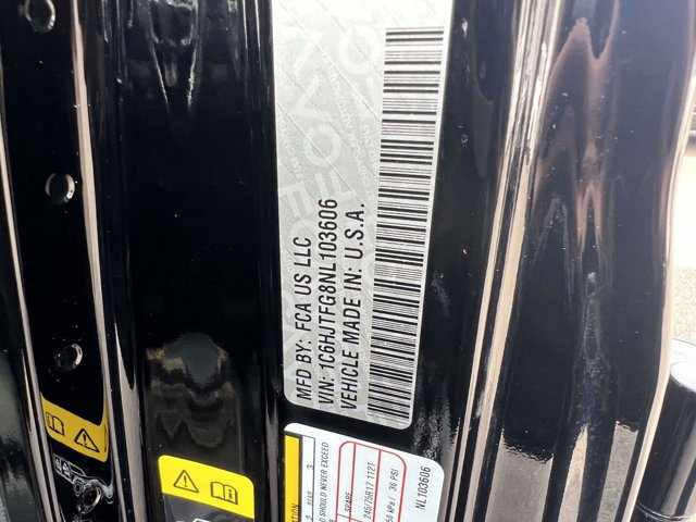 Used 2022 Jeep Gladiator Overland image 17