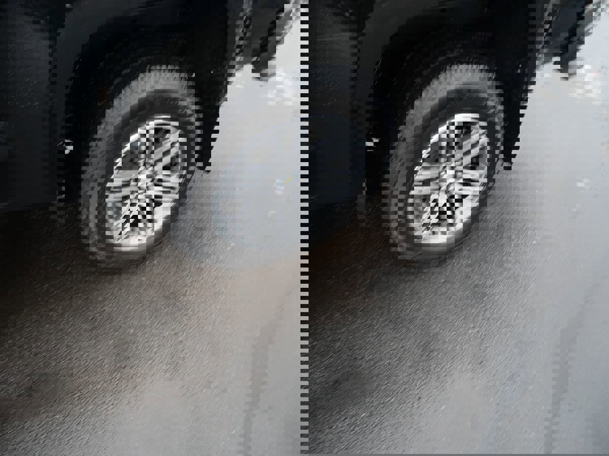 Used 2021 Chevrolet Colorado W/T w/ Custom Special Edition image 36