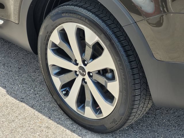 Used 2022 Kia Telluride S FWD image 8