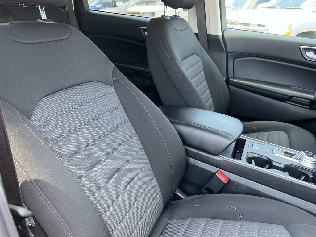 Used 2024 Ford Edge SE image 26