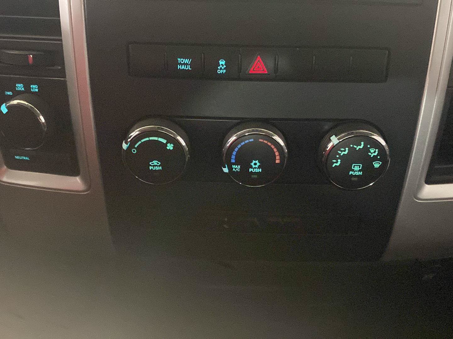 Used 2011 RAM 1500 Big Horn AWD/4WD image 71