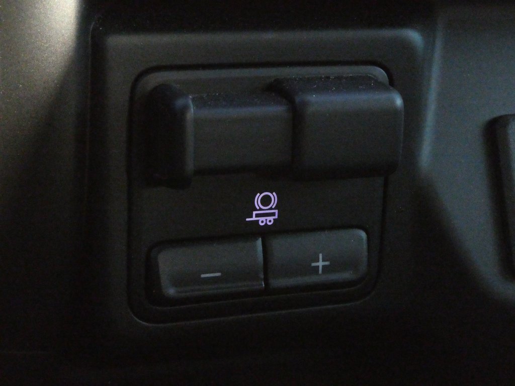 Used 2020 GMC Sierra 1500 SLT w/ SLT Premium Plus Package image 16