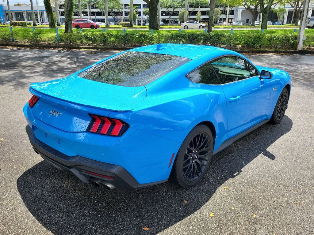 Used 2024 Ford Mustang GT Premium image 7