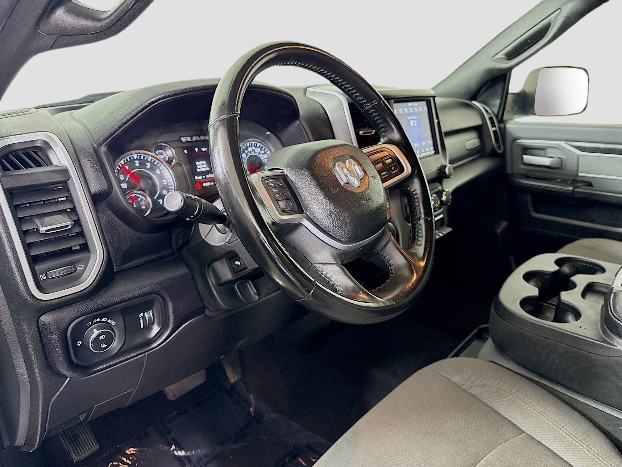 Used 2021 RAM 2500 Big Horn w/ Level 1 Equipment Group AWD/4WD image 23