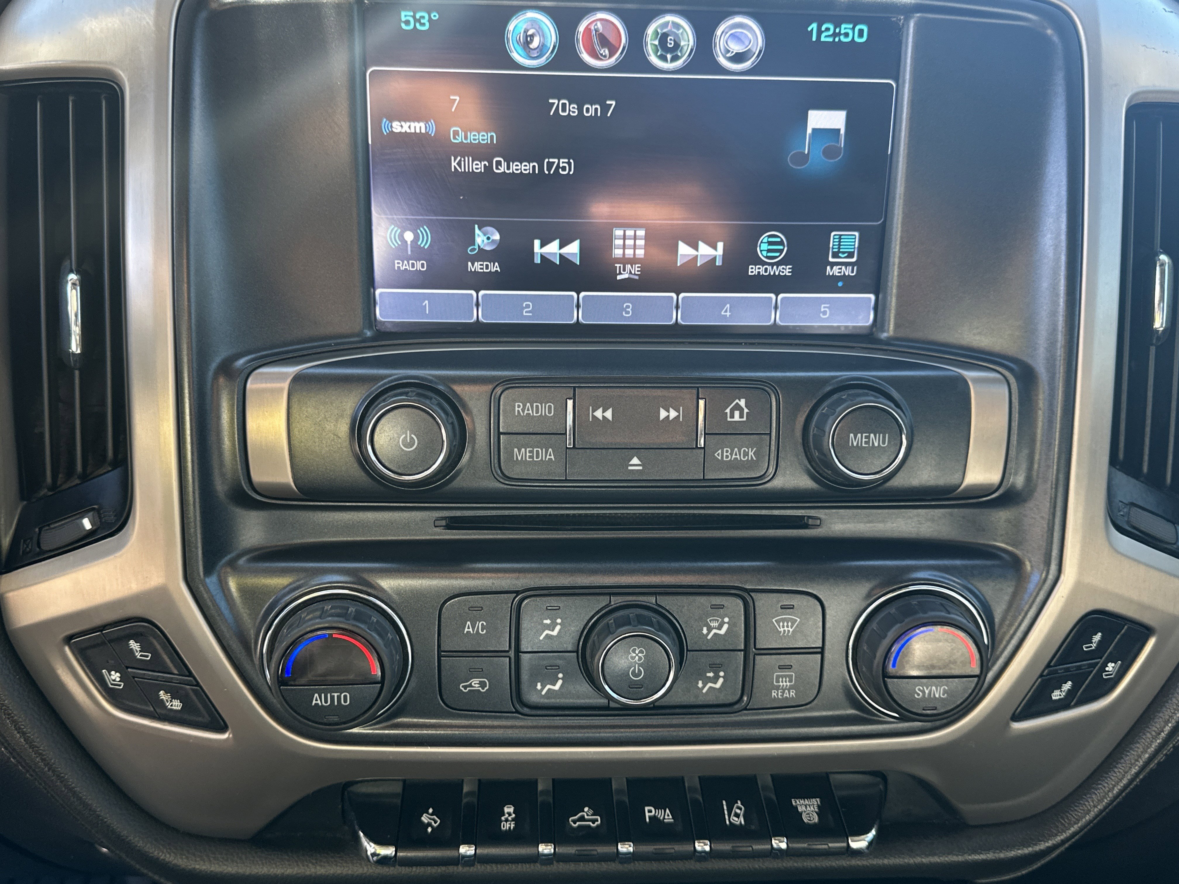 Used 2017 GMC Sierra 3500 Denali w/ Duramax Plus Package image 28