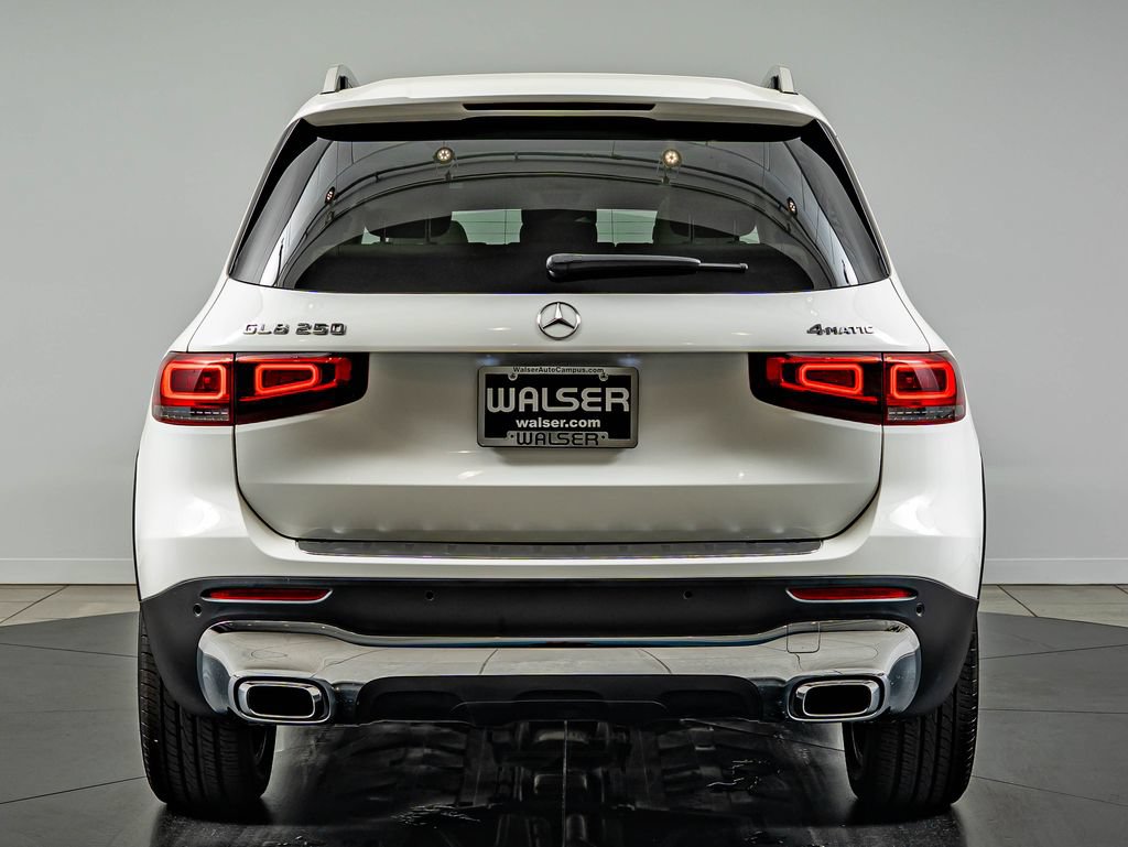 Used 2023 Mercedes-Benz GLB 250 4MATIC image 6